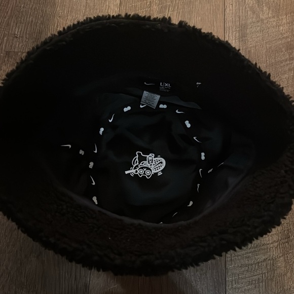 Nike Naomi Osaka Bucket Hat - Picture 2 of 2